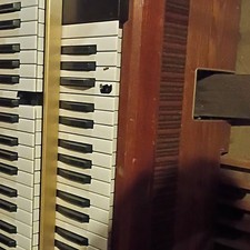 Wurlitzer Omni 2000 Electronic