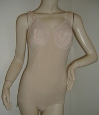 PLAYTEX VINTAGE BODY GIRDLE MODELLATORE BEIGE 80C SEXY LINGERIE LEGGI LE MISURE