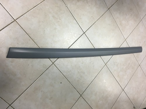 Modanatura parafango post sx - post.,