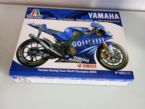 Italeri model kit - yamaha, yzr