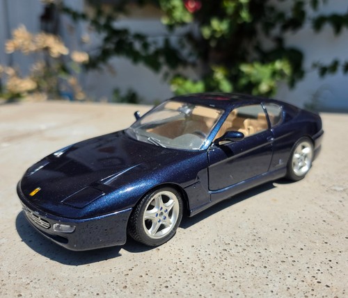 Modellino auto scala 18 - scala, 1/18