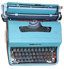 Macchina da scrivere Olivetti lettera 32