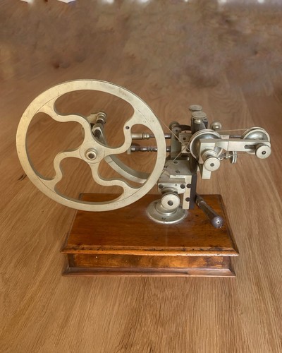 Antica macchina orologiaio - antica,