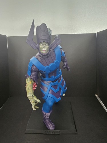 Classic marvel figurine - marvel,