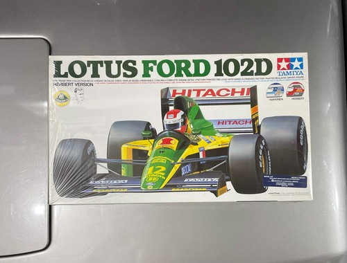 Tamiya lotus ford 102d - 1/20,