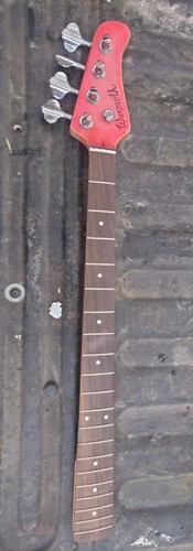 Collo per chitarra basso - ,