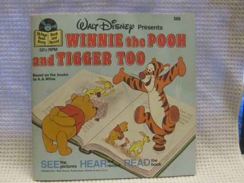 Winnie the pooh tigger - winnie, too
