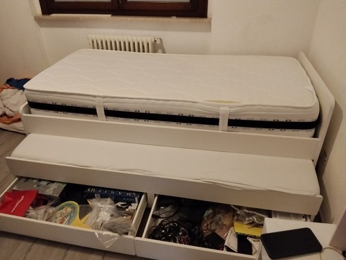 Letto singolo con - singolo,