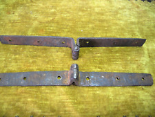 2 ANTICHE CERNIERE DA ANTA DI ARMADIO O CREDENZA,FERRO FORG. E BATTUTO XVII°sec