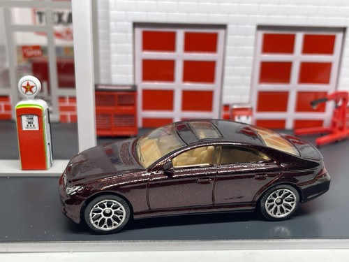 Modellino diorama mercedes - diorama,