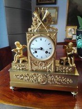 PARIGINA IN BRONZO DORATO,  DIMENSIONI CONTENUTE , PRIMI 800