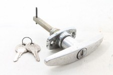 vecchia maniglia girevole con