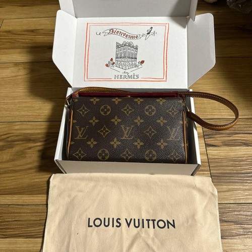 Borsa tracolla louis vuitton - a,