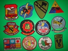 Lotto #4 toppe guerra Vietnam