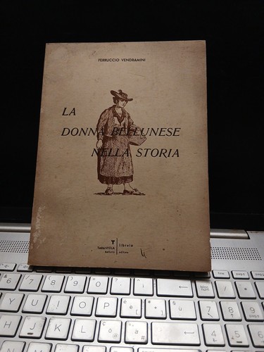 Donna bellunese nella - la,