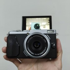 Fujifilm X70 16.3MP X-Trans