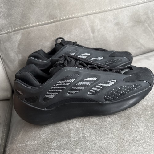 Adidas yeezy boost 700 - adidas, v3