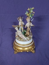 SCULTURA PORCELLANA CAPODIMONTE  GRUPPO FIGURE AMORINI PUTTI 