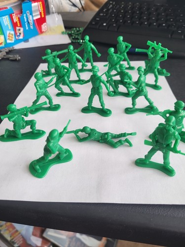 Lotto figurine soldatini - lotto,