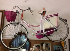 Bicicletta donna da passeggio come. Nuova con cestino 