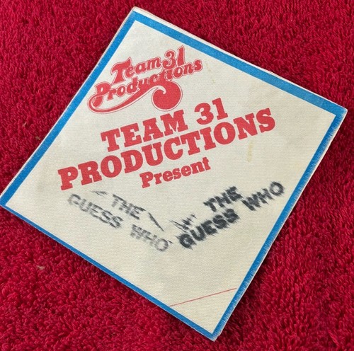 The guess who backstage - guess,