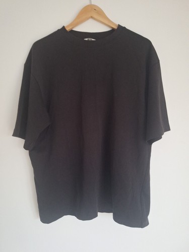 Uniqlo shirt men large - t,