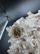 Ciondolo in oro 750, oro bianco 18 carati e oro giallo, Madonna con brillanti