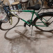 Svendo inutilizzo bici montain
