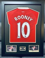 Maglia ManU firmata Wayne