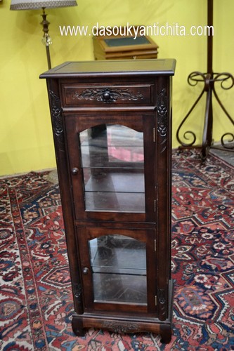 Vetrina colonna stile - colonna, arte