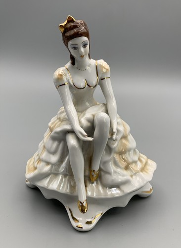 Statua porcellana - in,