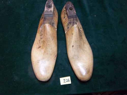 Coppia scarpe industriali