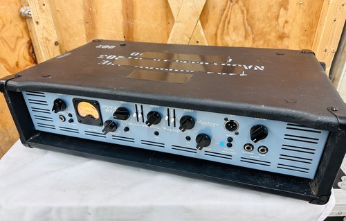 Ashdown abm900 evo 900 - ashdown,