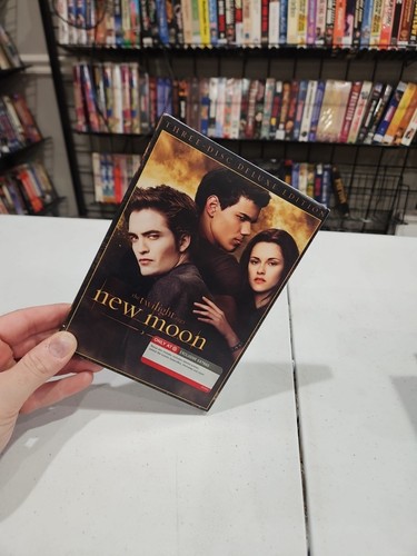 Twilight saga new moon - new, moon-target