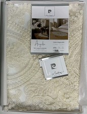 Tris Centrini Pierre Cardin