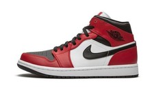 Nike Air Jordan 1 "Chicago Black Toe"