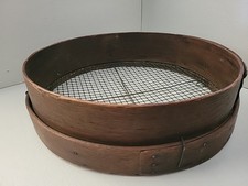 Antico setaccio americano