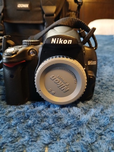 Nikon d5000 dslr camera - nikon,