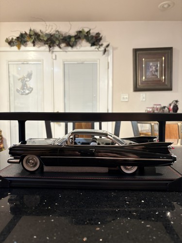 Francobollo 1959 cadillac - 1:18,