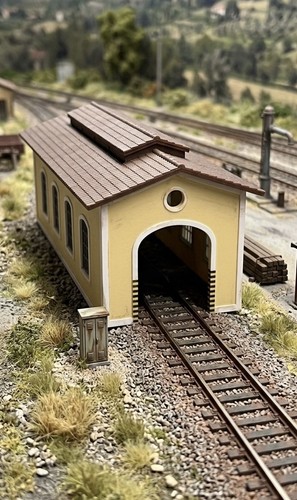 Train rimessa ferroviaria - lk,