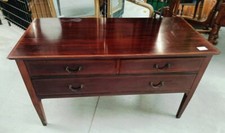 Comò cassettone in mogano a