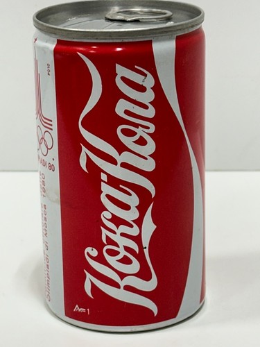 Lattina coca cola - cola, russa