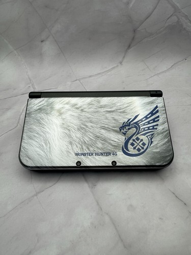 Nintendo new 3ds monster - 3ds,