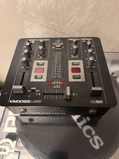 BEHRINGER VMX100USB mixer 2