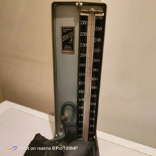 Antico misuratore di pressione