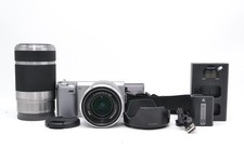 Sony Alpha NEX-5N fotocamera digitale mirrorless 16,1 megapixel con 2 obiettivi attacco E testata