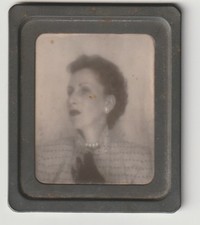 CABINA FOTOGRAFICA VINTAGE: PHOTOMATIC - BELLA DONNA, GUANTI E PERLE