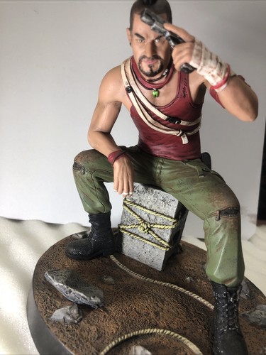 Statua far cry vaas - statua,