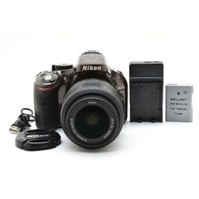 Kit obiettivo Nikon D5200