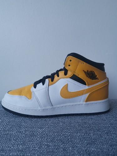 Nike air jordan mid - 1,